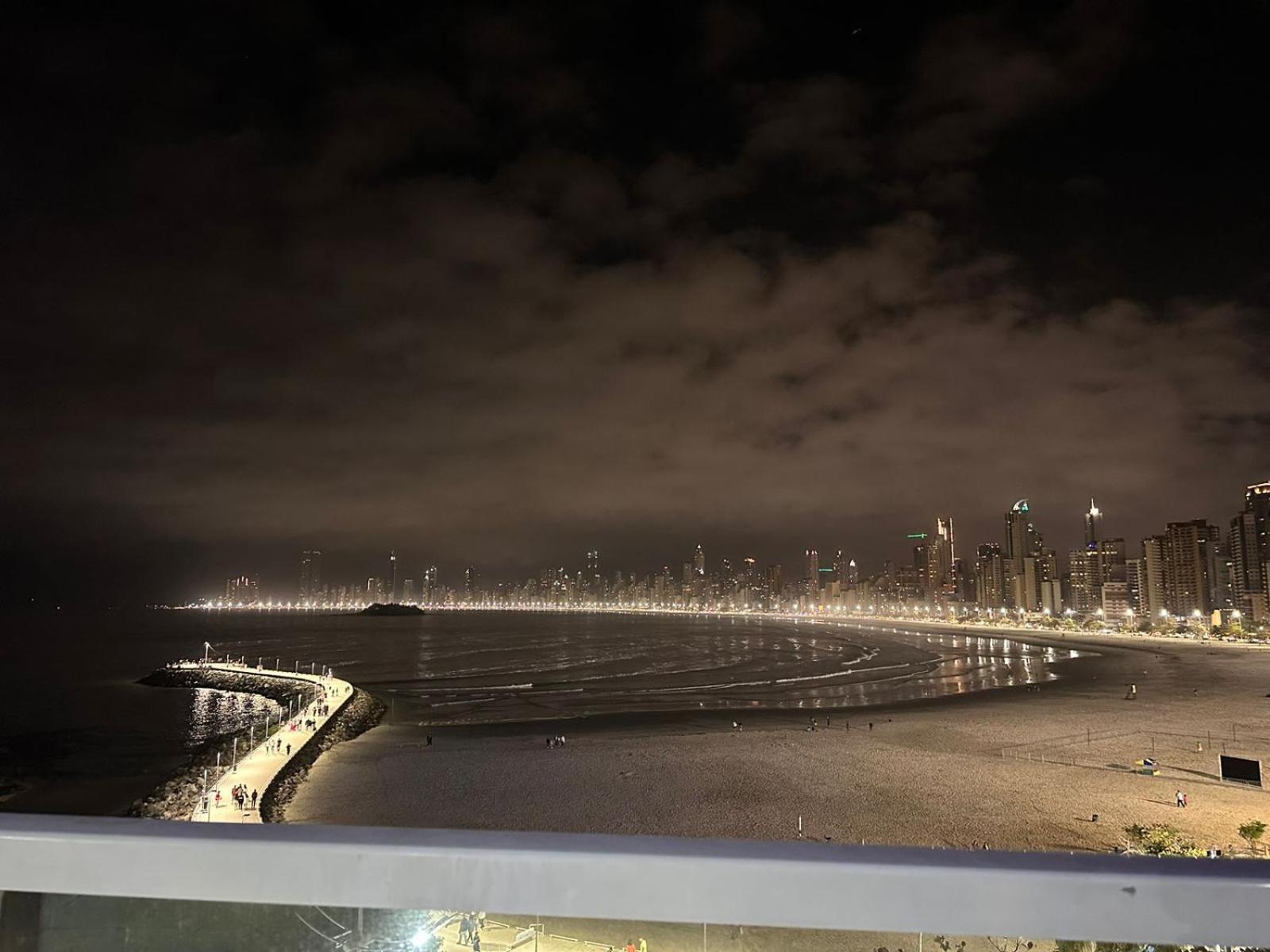 Studio Pe Na Areia II บัลเนอาริโอ กังโบริว ภายนอก รูปภาพ